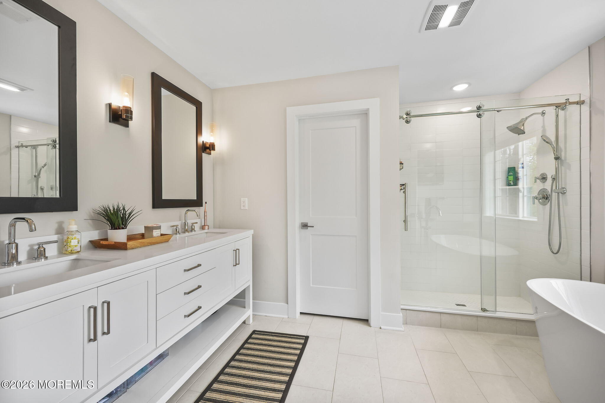 1006 Pheasant Lane #204