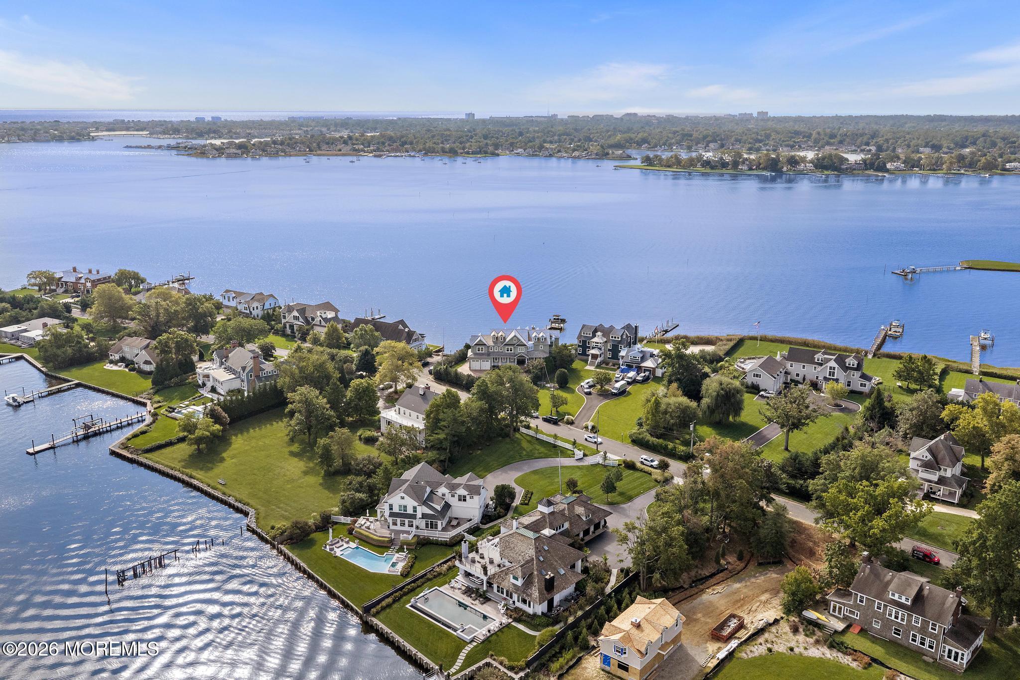 676 Little Silver Point Road