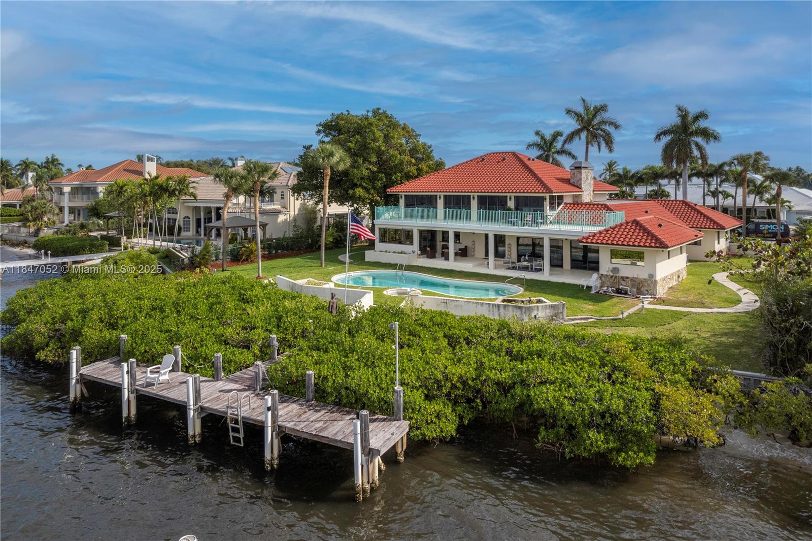 1635 Lands End Rd