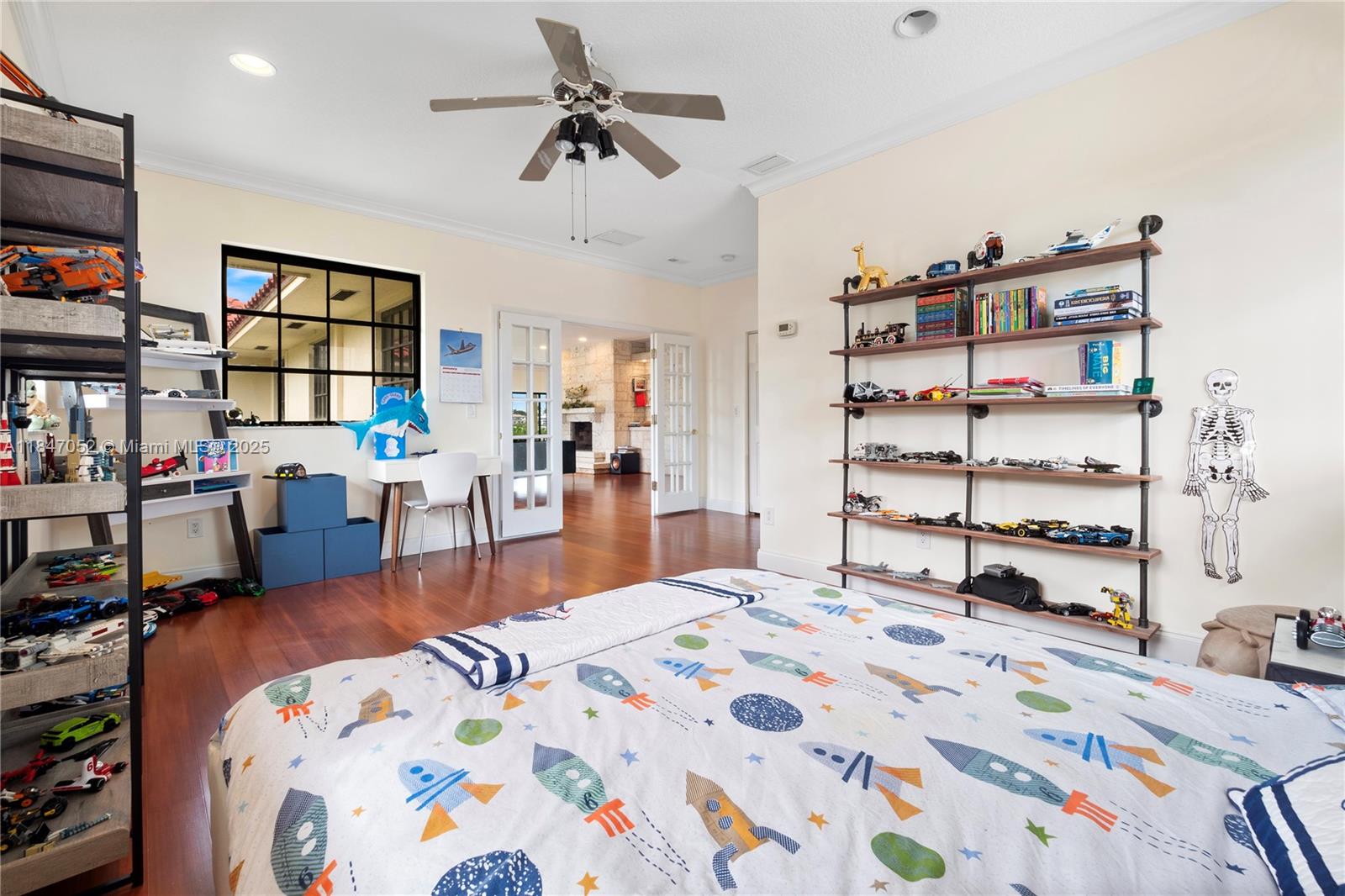 1635 Lands End Rd