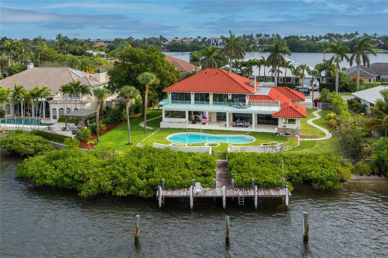1635 Lands End Rd