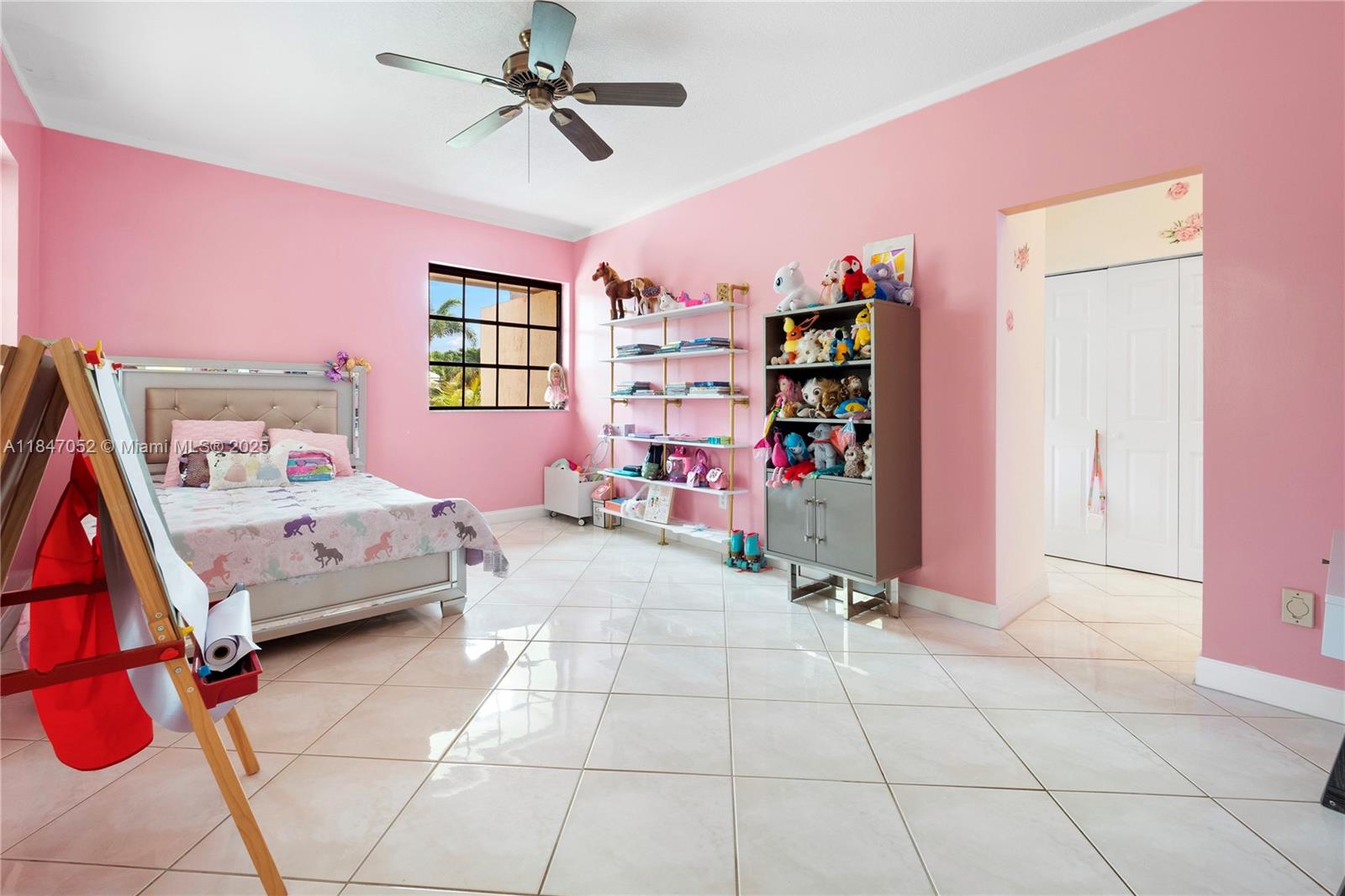 1635 Lands End Rd