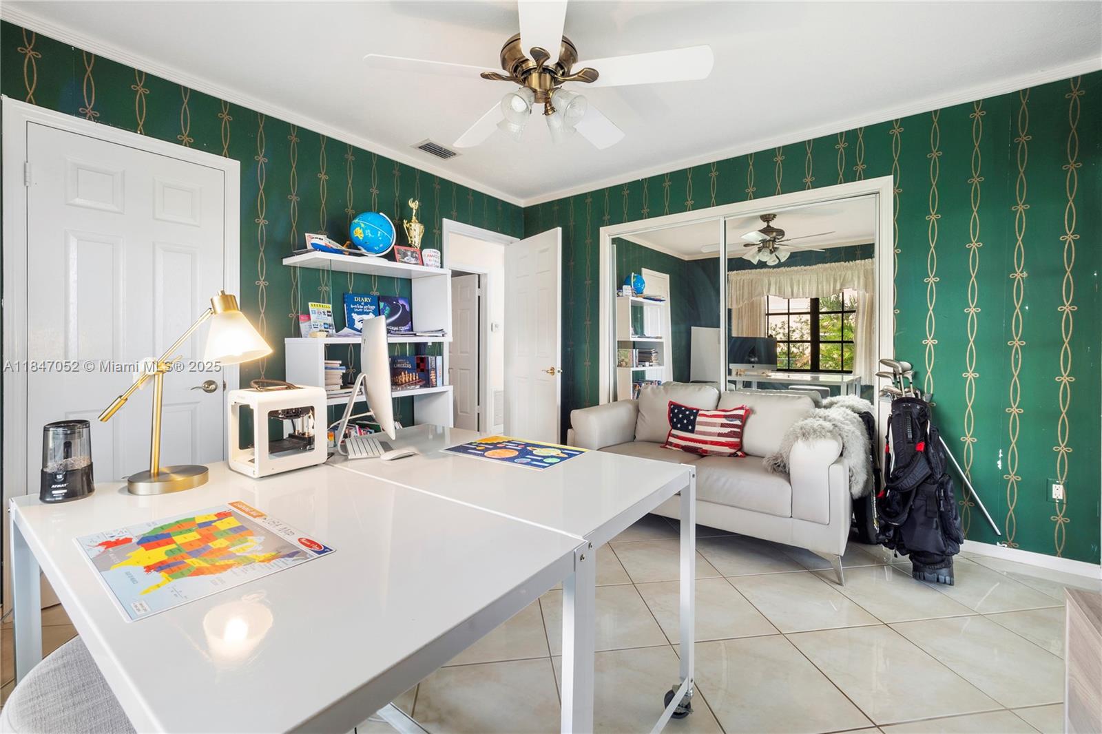 1635 Lands End Rd