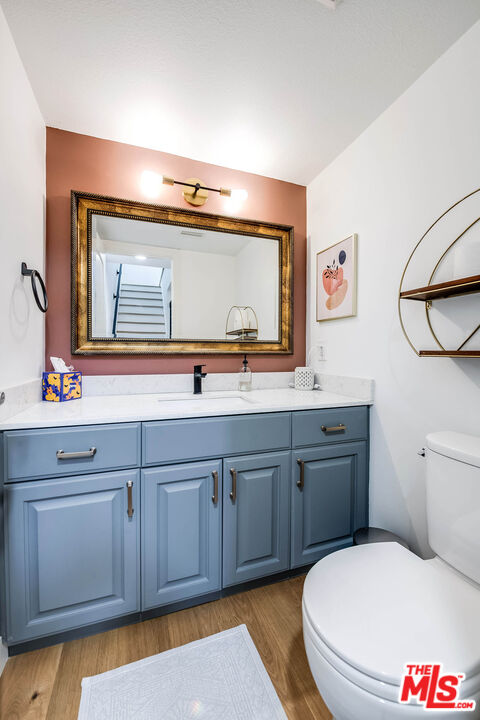 5731 Topanga Canyon Blvd Unit: 3