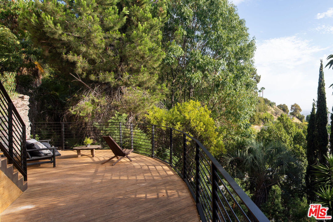 5693 Spreading Oak Dr