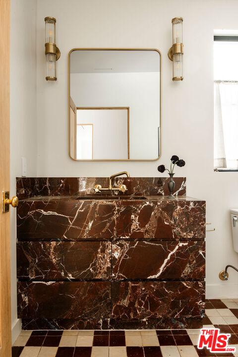 5693 Spreading Oak Dr