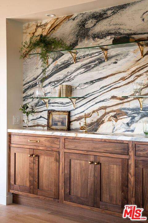 5693 Spreading Oak Dr