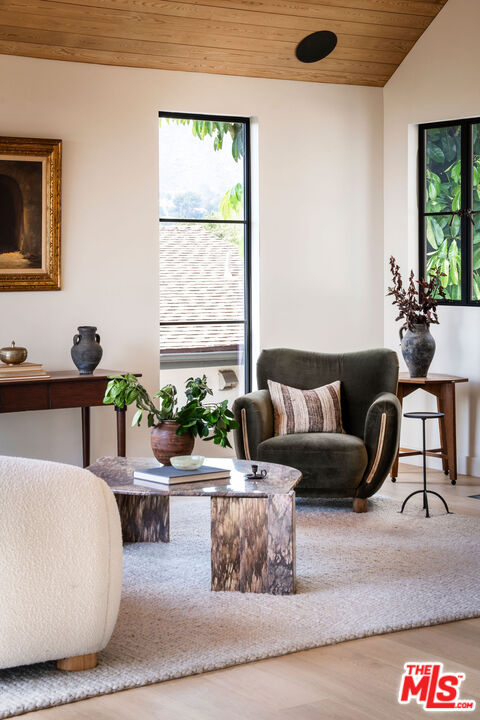 5693 Spreading Oak Dr