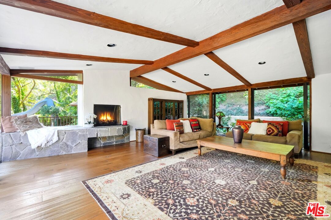 1821 Old Ranch Rd