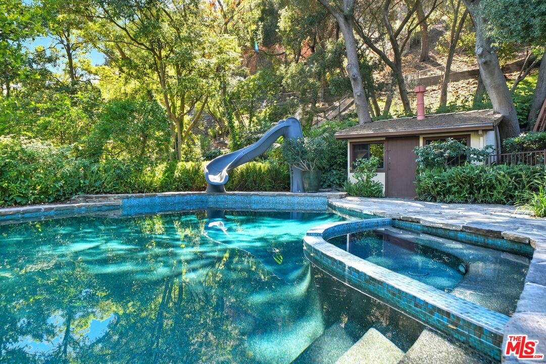 1821 Old Ranch Rd