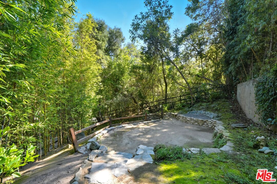 1821 Old Ranch Rd