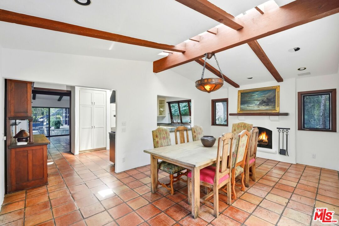 1821 Old Ranch Rd