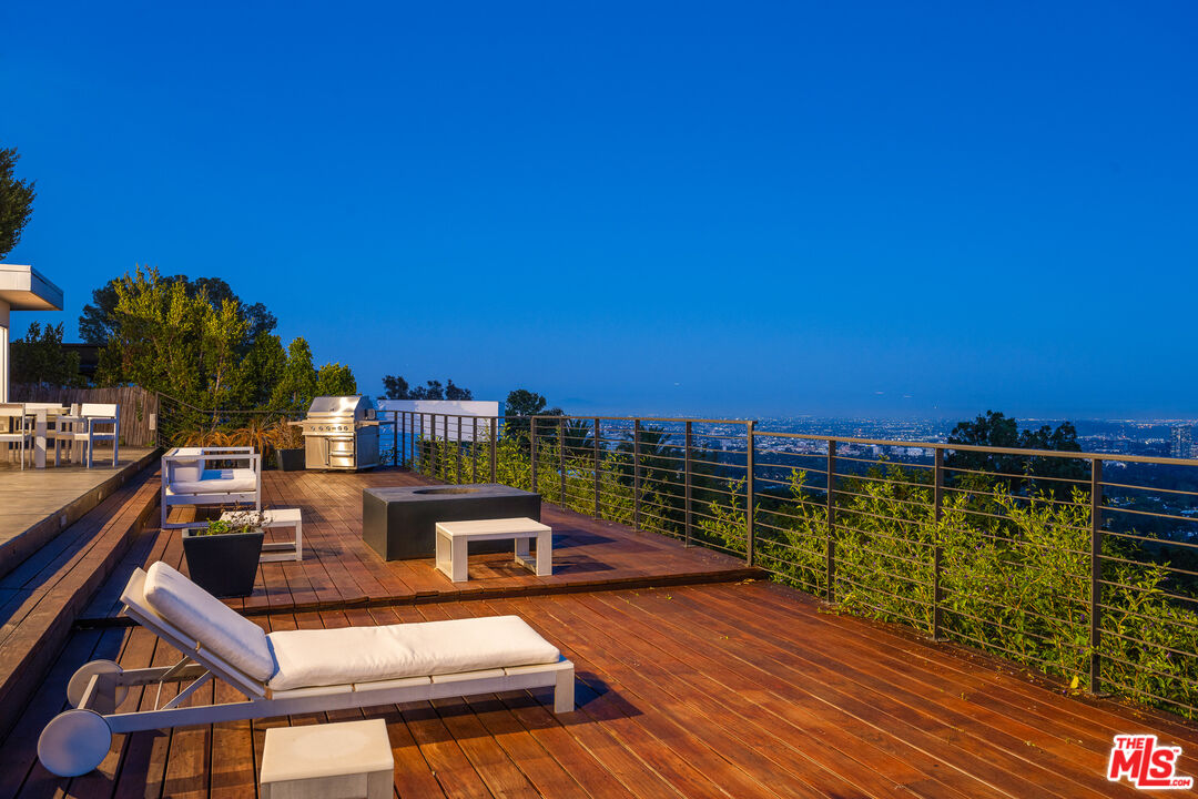 10134 Angelo View Dr