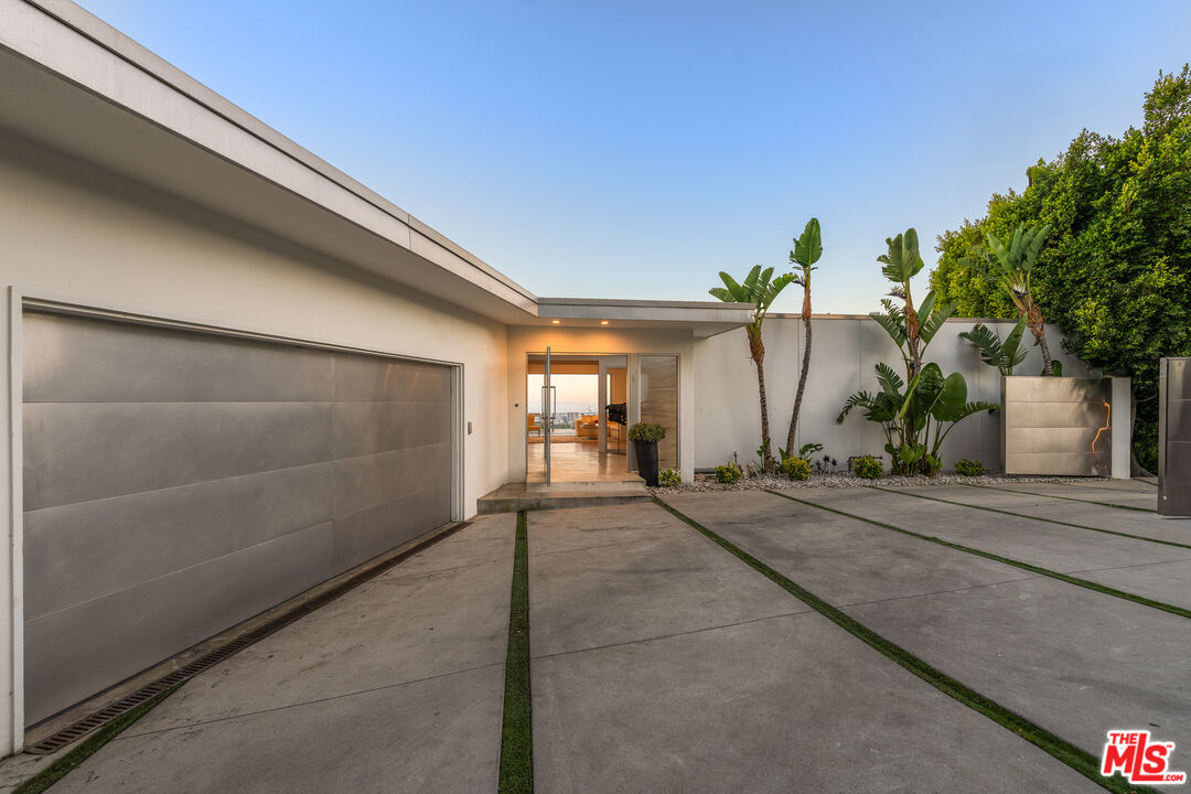 10134 Angelo View Dr