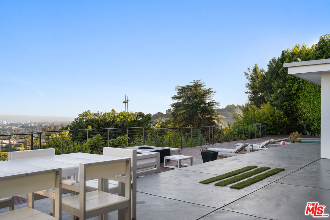 10134 Angelo View Dr