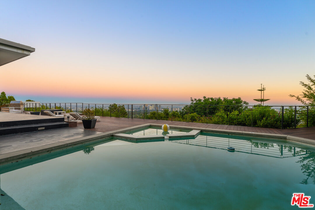 10134 Angelo View Dr