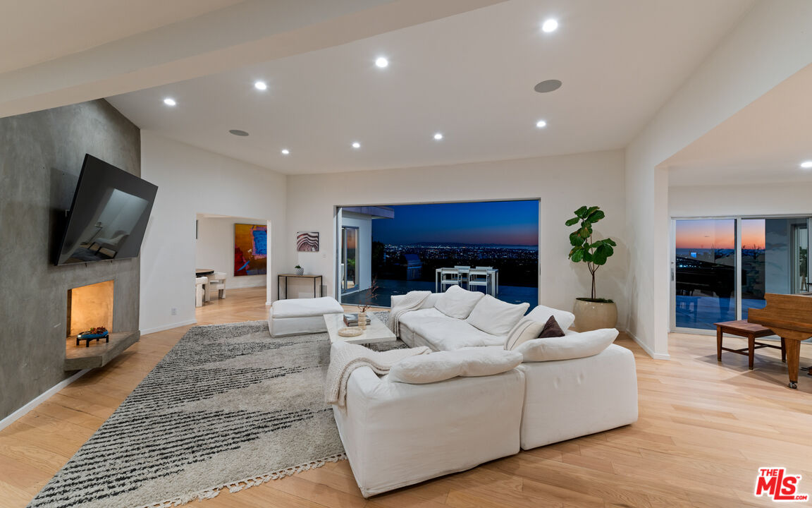 10134 Angelo View Drive