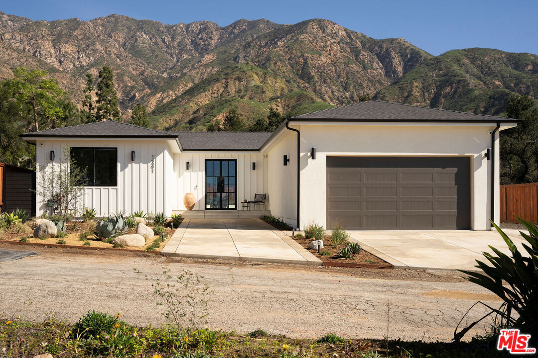 1241 Sagemont Pl