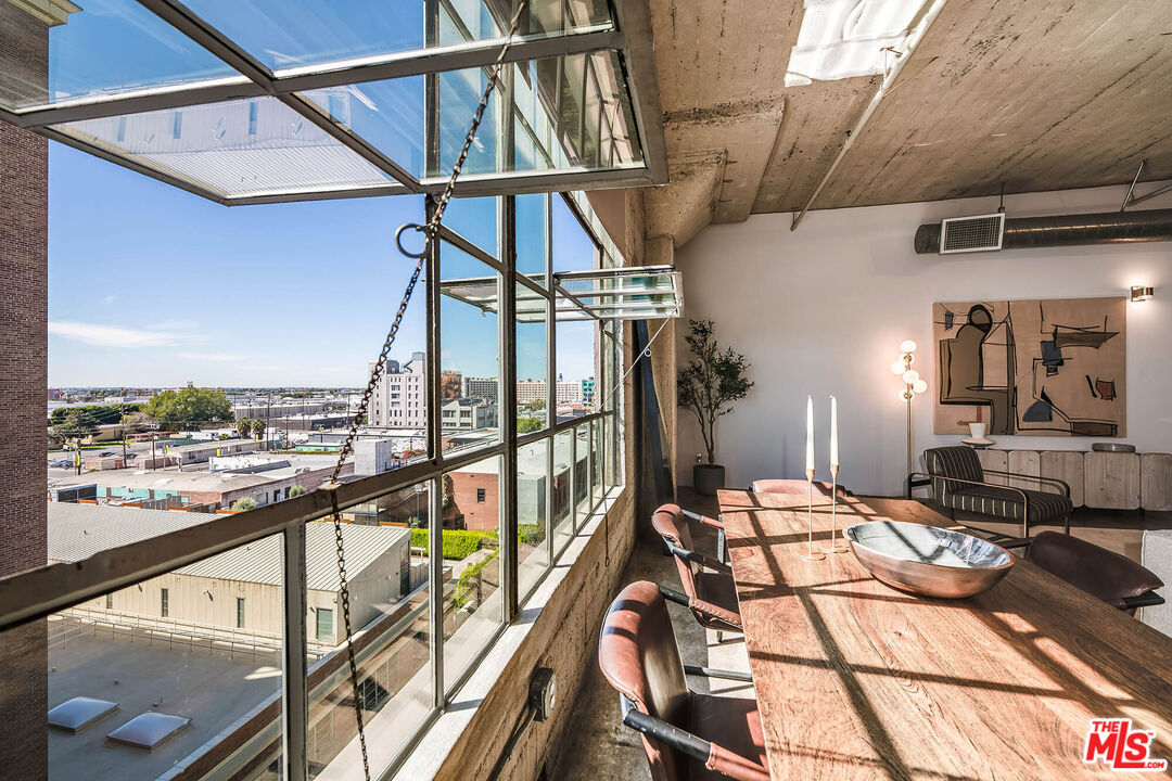 1855 Industrial St Unit: 703