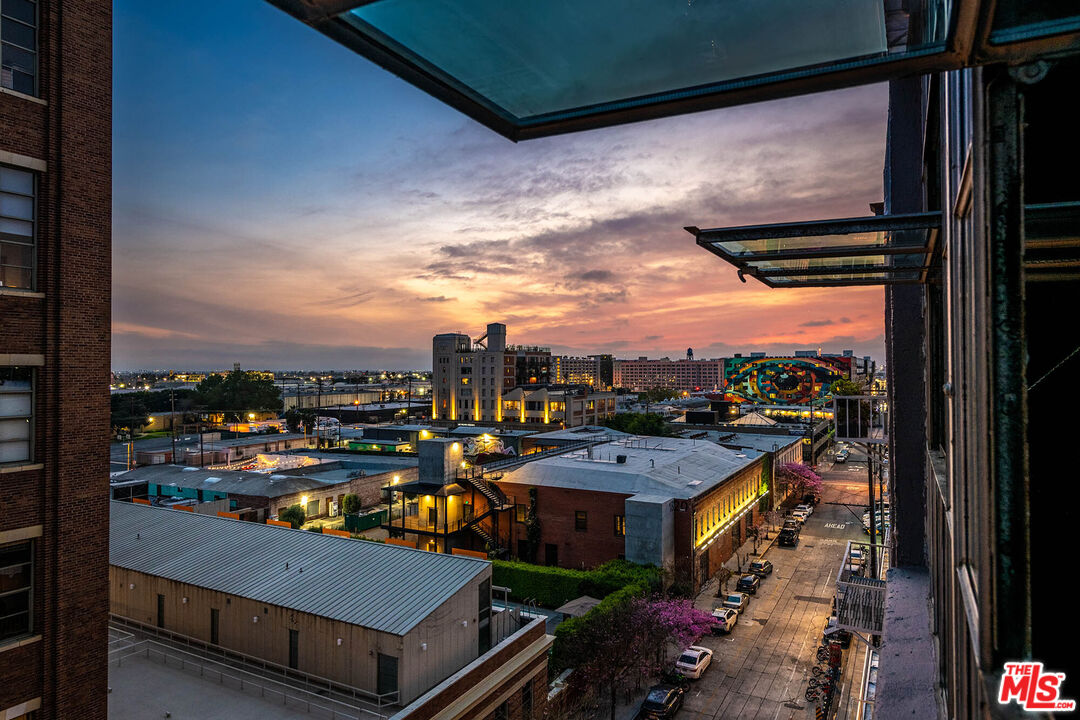 1855 Industrial St Unit: 703