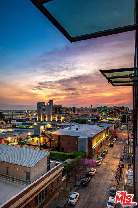 1855 Industrial St Unit: 703