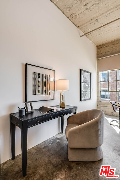 1855 Industrial St Unit: 703