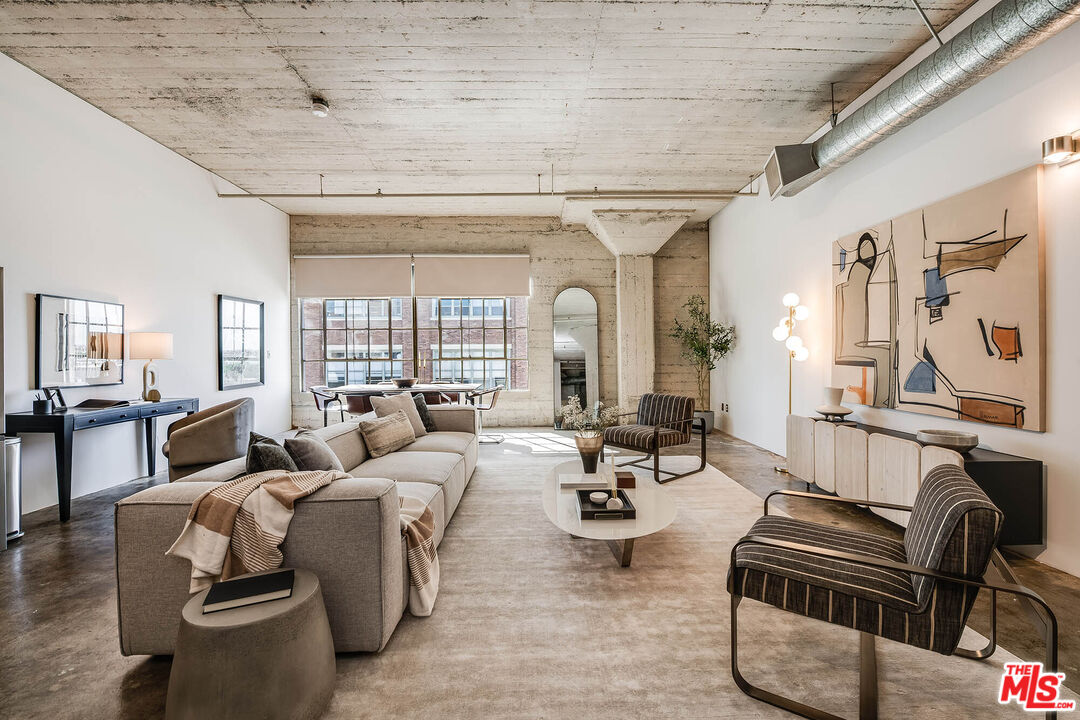 1855 Industrial St Unit: 703