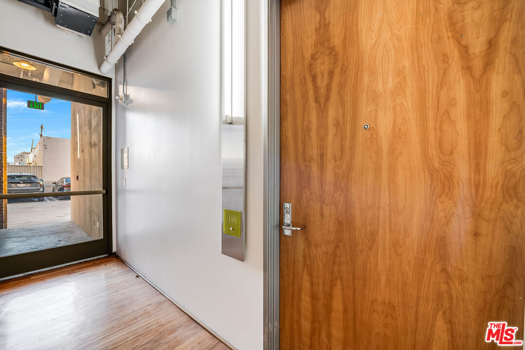 1850 Industrial St Unit: 106
