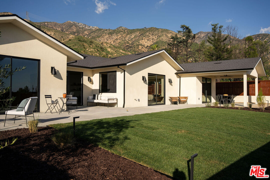 3458 Monterosa Dr