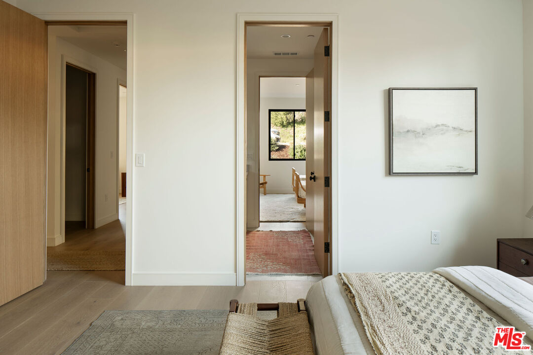 3458 Monterosa Dr