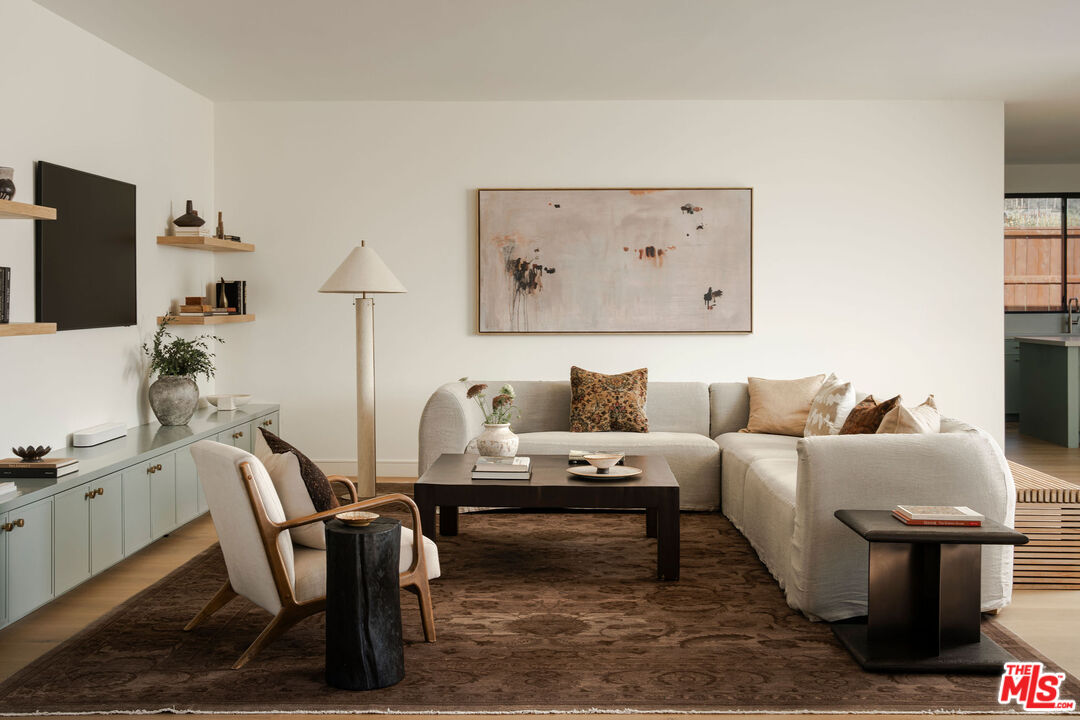 3458 Monterosa Dr