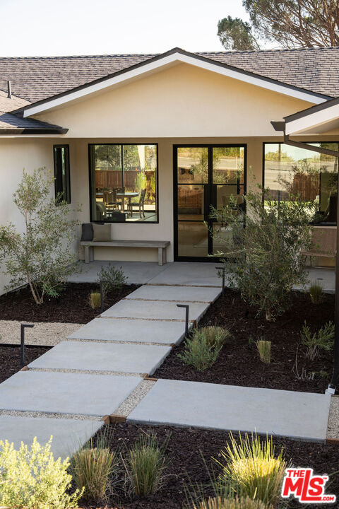 3458 Monterosa Dr