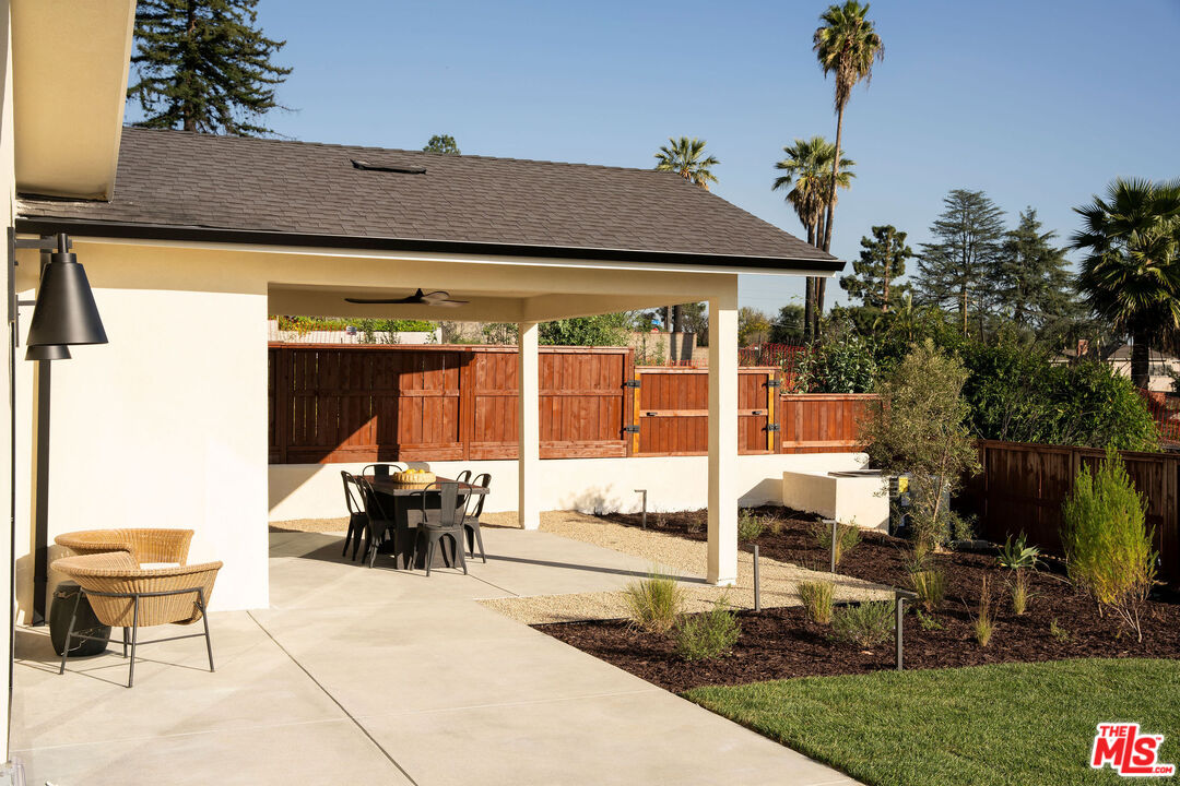 3458 Monterosa Dr