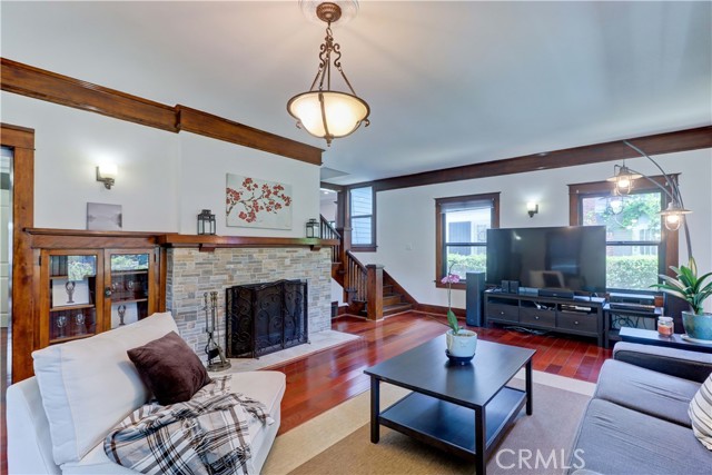 223 N St Andrews