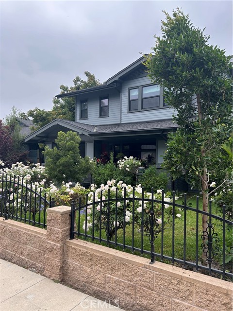 223 N St Andrews