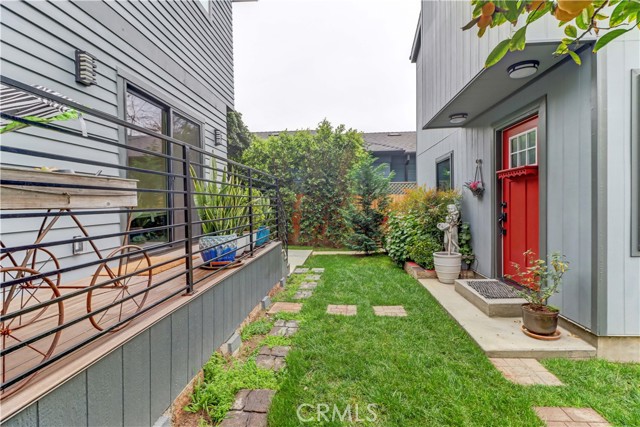 223 N St Andrews