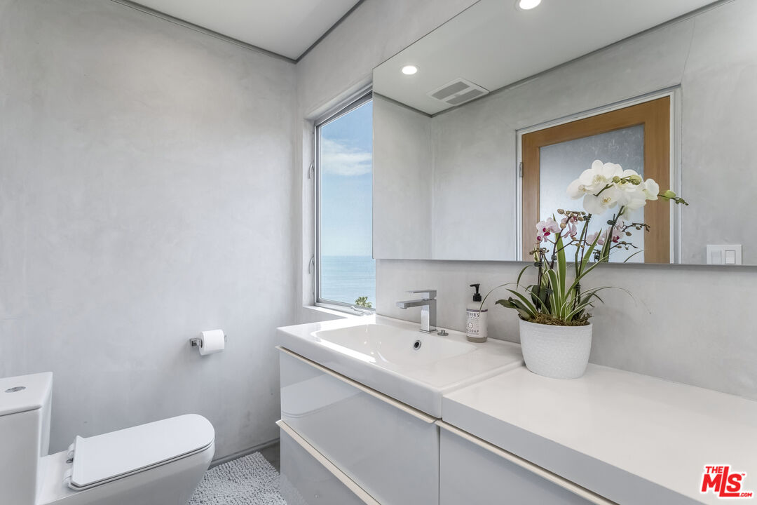 32701 Vista De Los Ondas St