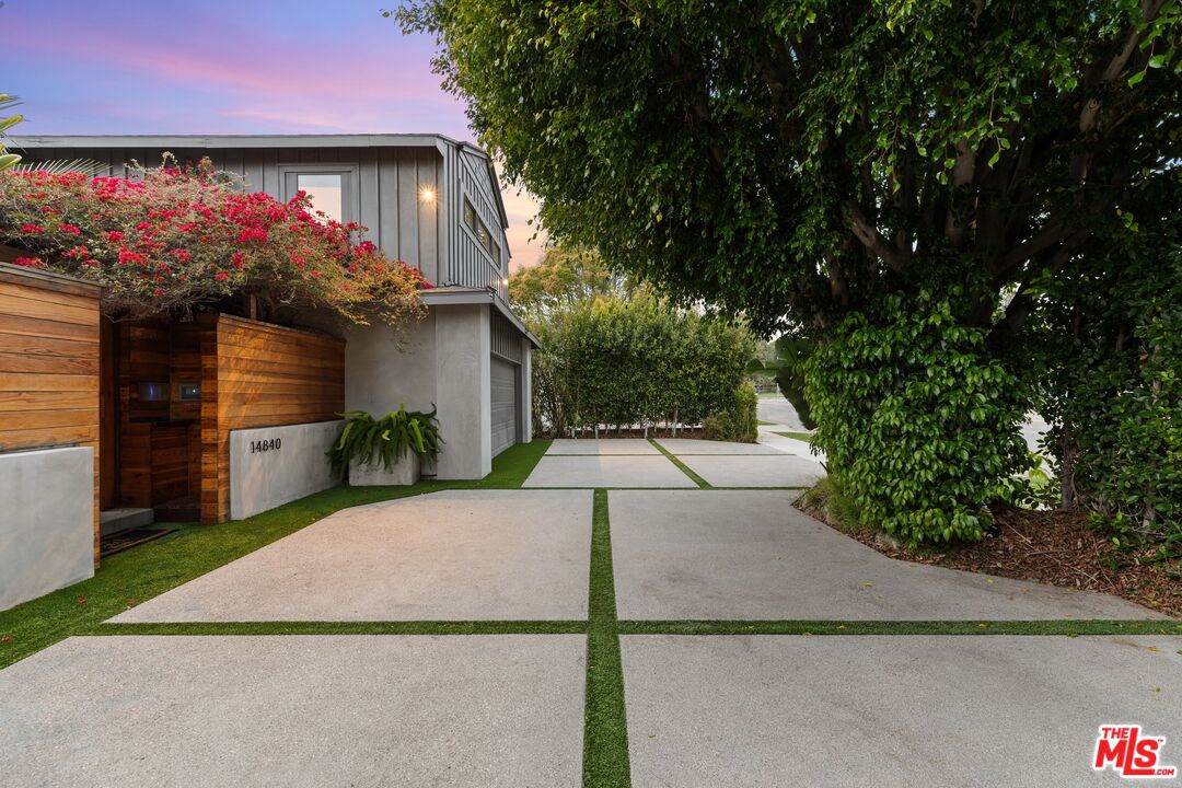 14840 W Sunset Blvd