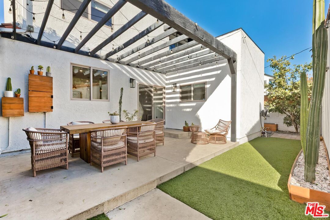 810 Commonwealth Ave