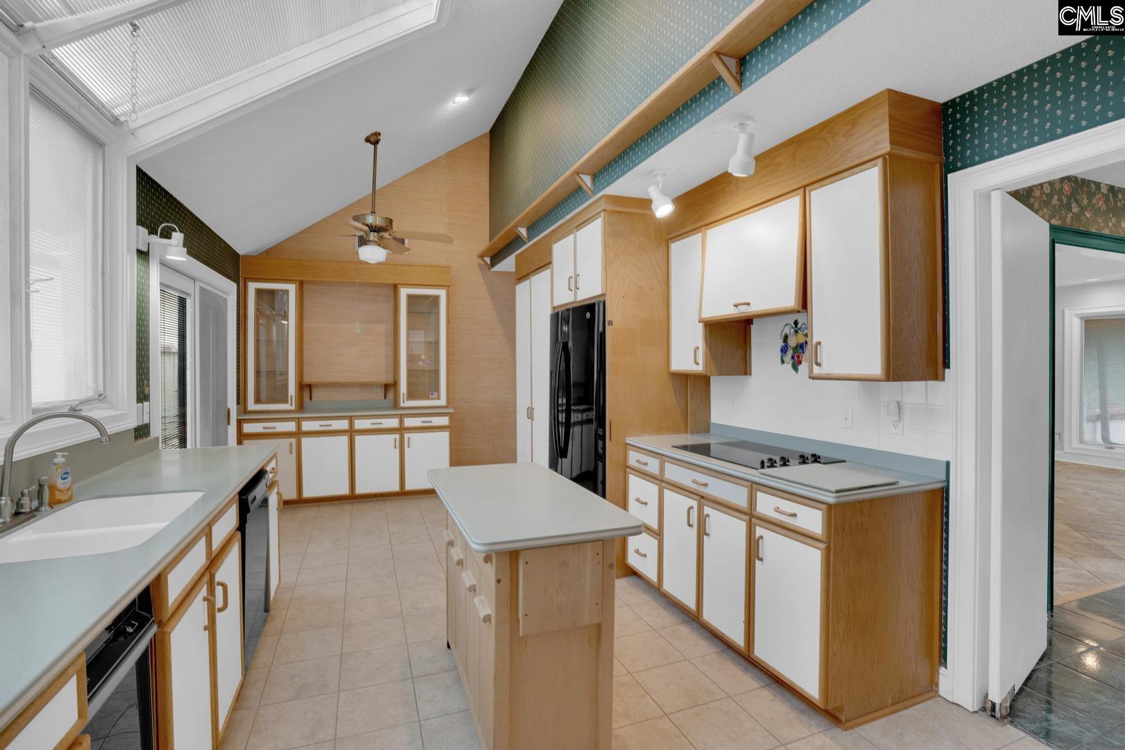 411 Willow Winds Drive