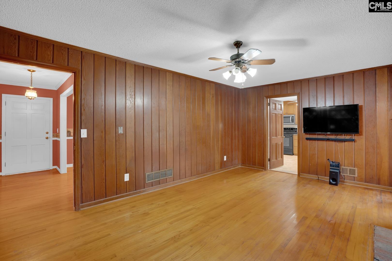 18 Beacon Hill Road