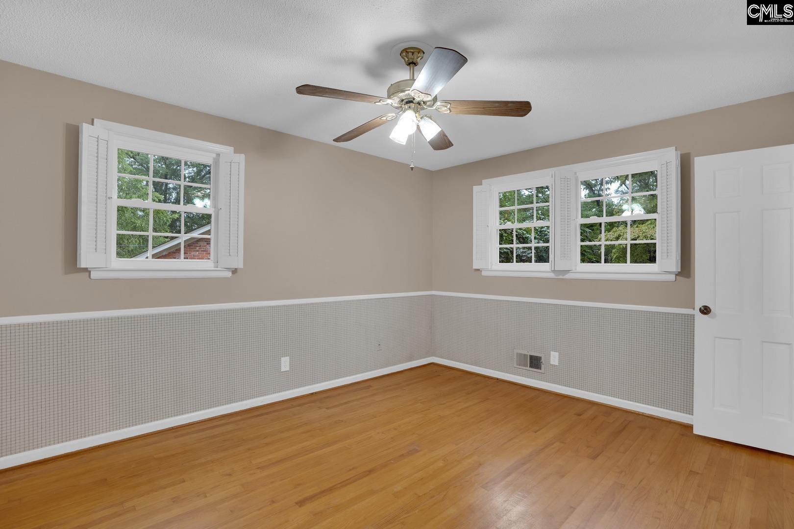 18 Beacon Hill Road
