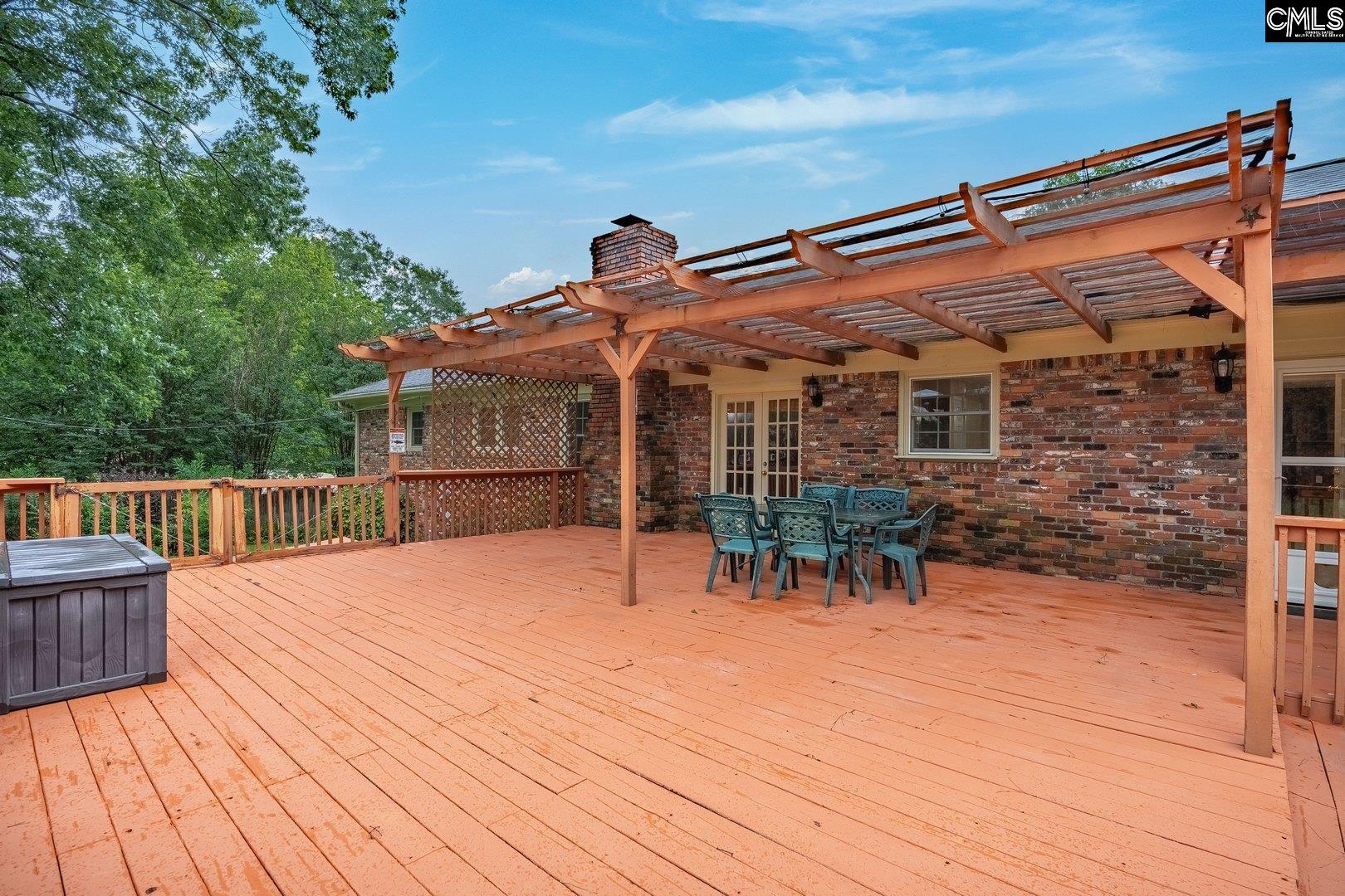 18 Beacon Hill Road