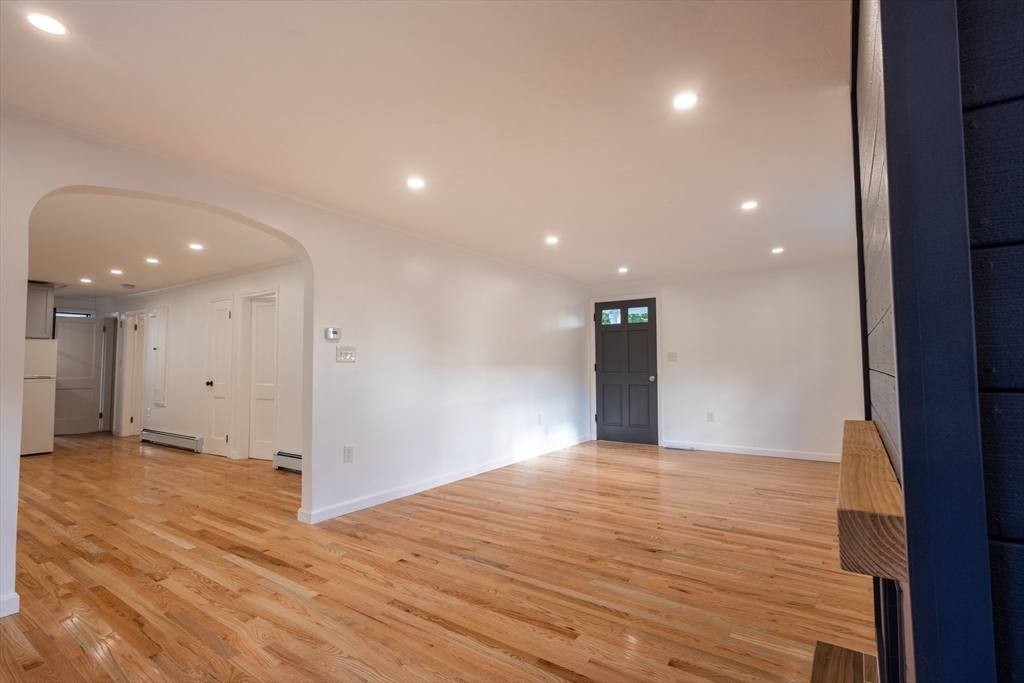 51 Greendale Ave