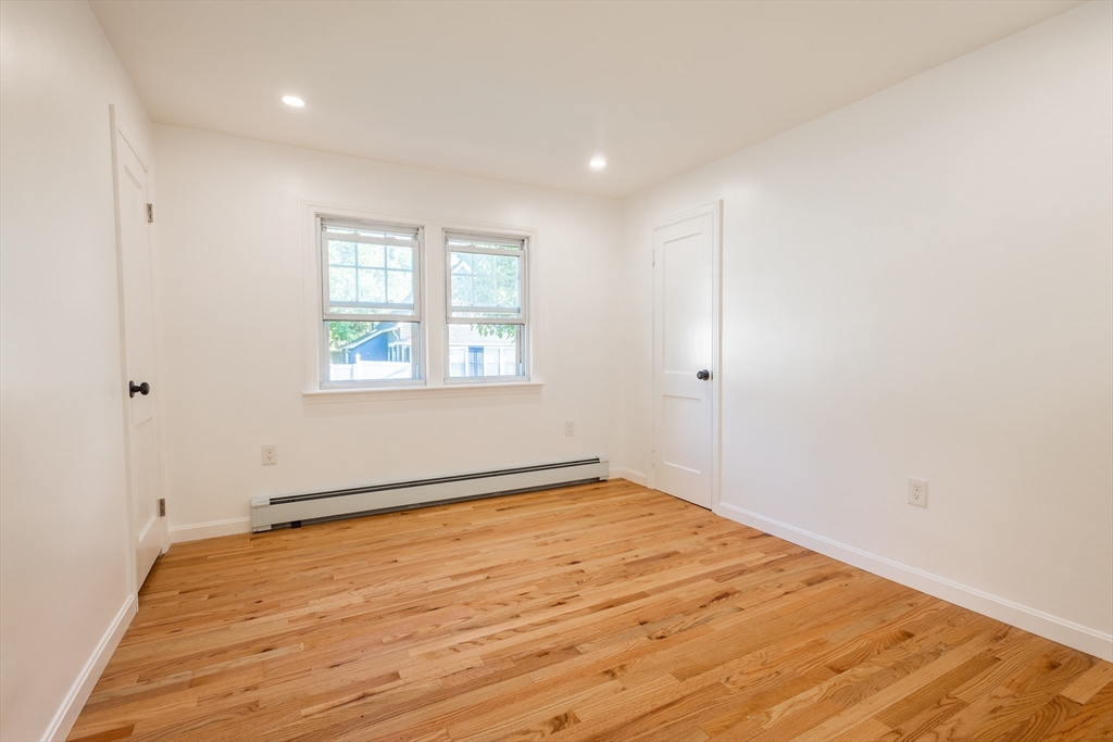 51 Greendale Ave