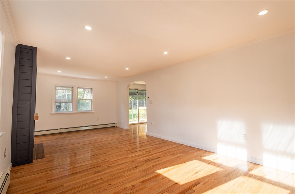 51 Greendale Ave