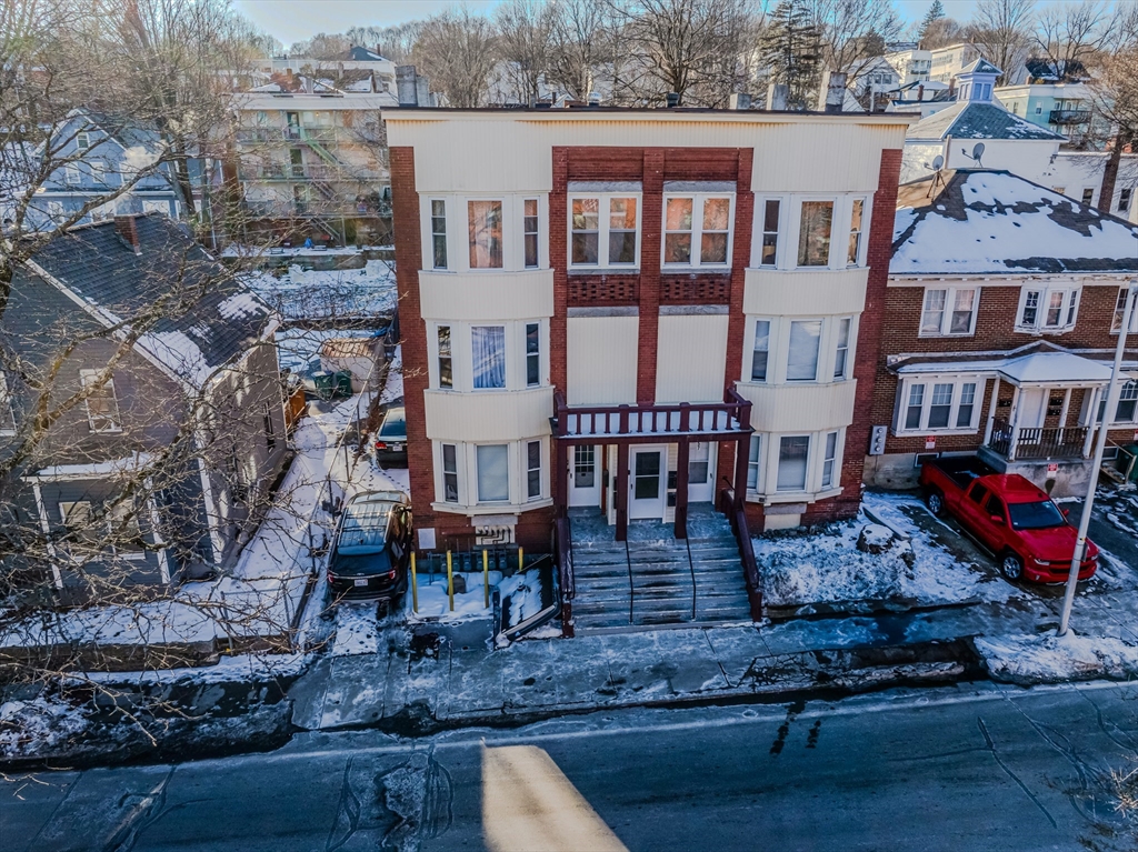 359 Water Street # 2R