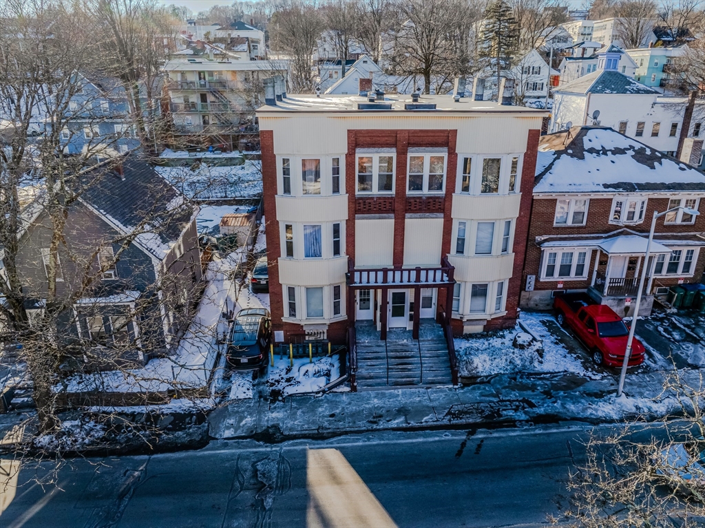 359 Water Street # 2R