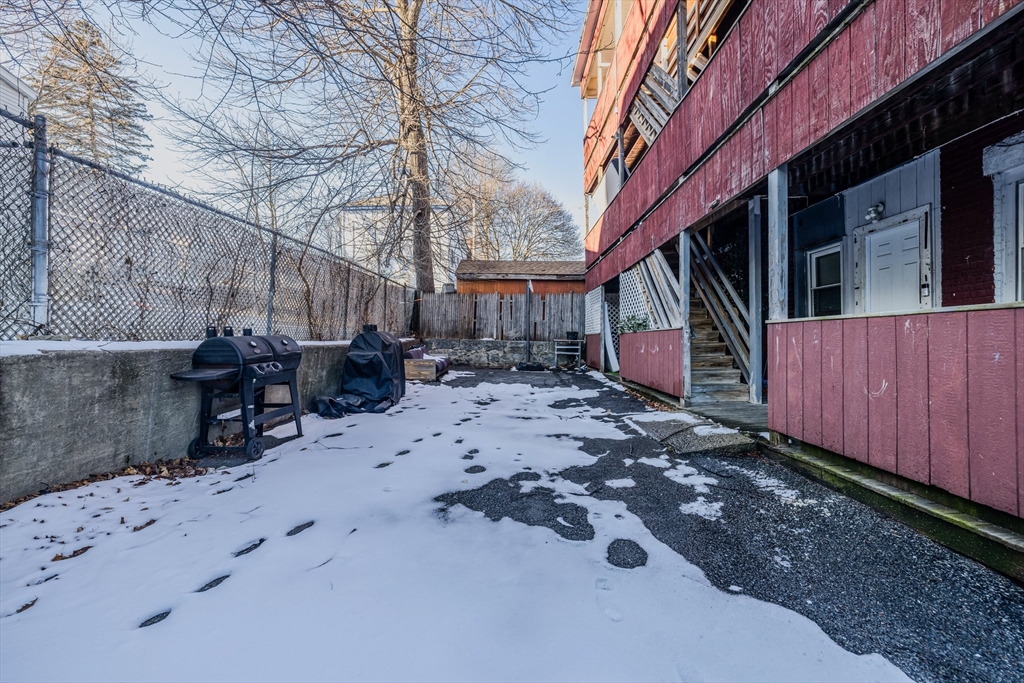 359 Water Street # 2R
