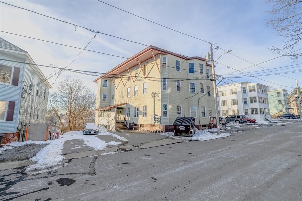16 Oriole Street # 3
